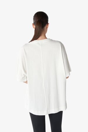 Hummel Hmlliv Oversize Kadın Beyaz T-Shirt 911815-9003 - 3