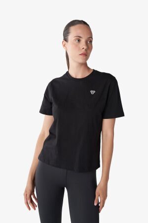 Hummel Hmlt-ic icona Regular Kadın Siyah T-Shirt 911867-2001 - 1